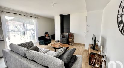 Maison 5 pièces de 114 m² à Belin-Béliet (33830)