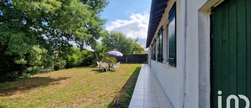 House 5 rooms of 114 m² in Gujan-Mestras (33470)