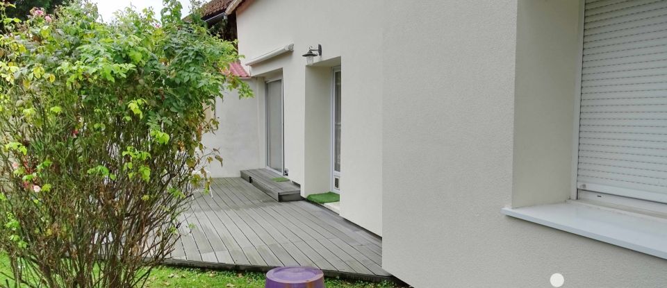 Maison 8 pièces de 241 m² à Villevaudé (77410)