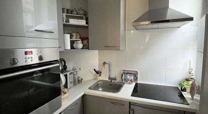 Appartement 2 pièces de 46 m² à Bordeaux (33000)