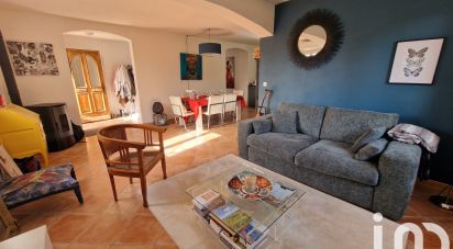 Traditional house 4 rooms of 106 m² in Six-Fours-les-Plages (83140)