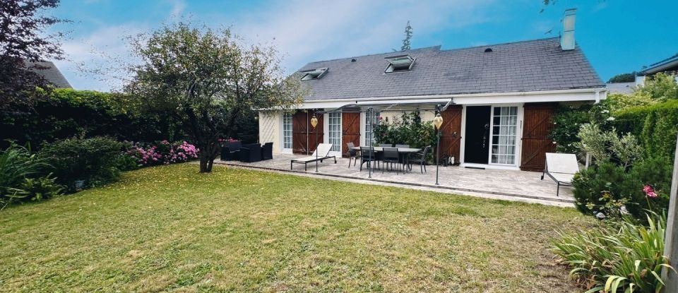 House 5 rooms of 130 m² in Évry (91000)