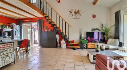 House 4 rooms of 130 m² in Châteauneuf-les-Martigues (13220)