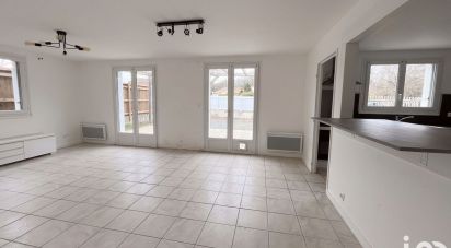 Maison 4 pièces de 91 m² à Fontaine-le-Comte (86240)