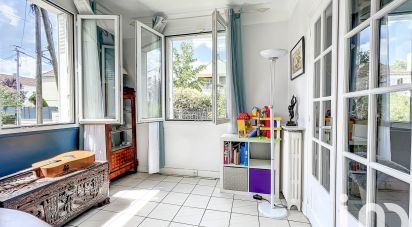 Maison 6 pièces de 100 m² à Viroflay (78220)