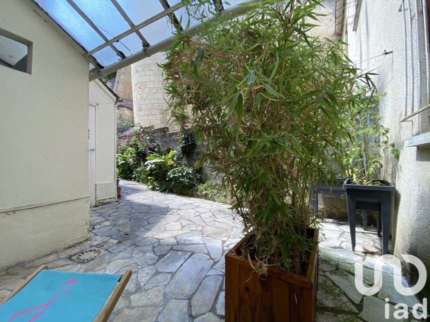 Town house 3 rooms of 66 m² in Loches (37600)