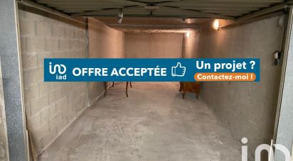 Parking/garage/box de 27 m² à Charbonnières-les-Bains (69260)