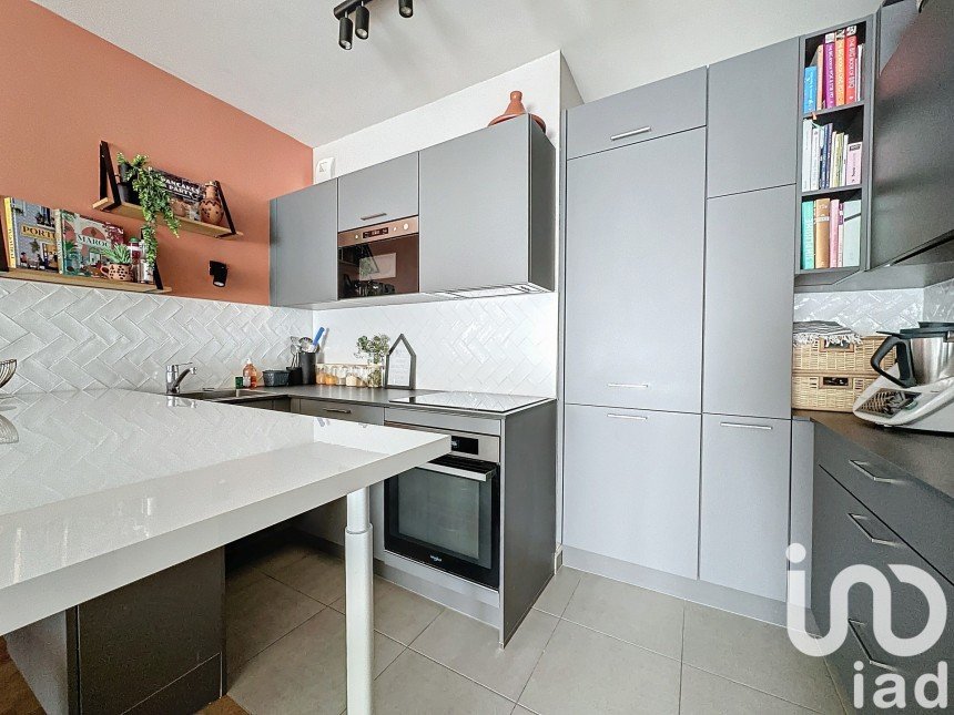 Appartement 3 pièces de 65 m² à Asnières-sur-Seine (92600)