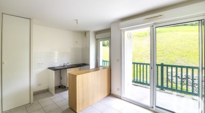 Appartement 2 pièces de 45 m² à Urrugne (64122)