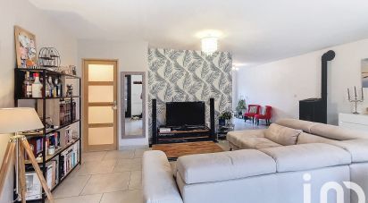 Maison 5 pièces de 102 m² à Jarnac (16200)