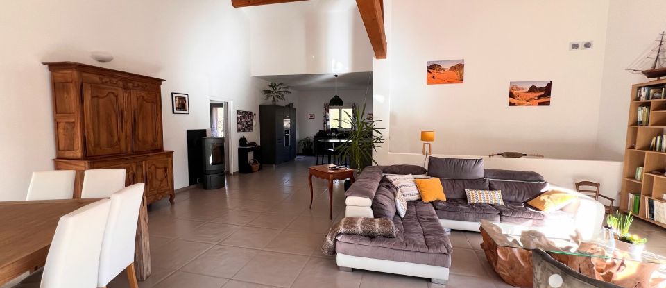 Mansion 11 rooms of 306 m² in Rousset (13790)