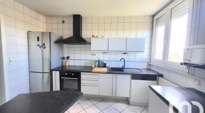 Appartement 3 pièces de 73 m² à Saint-Étienne (42100)