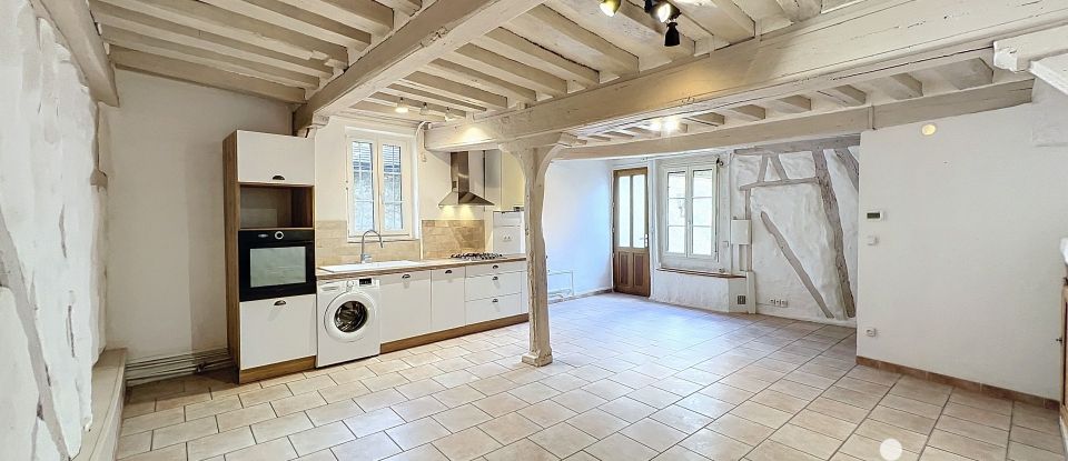 Town house 4 rooms of 75 m² in Auxerre (89000)