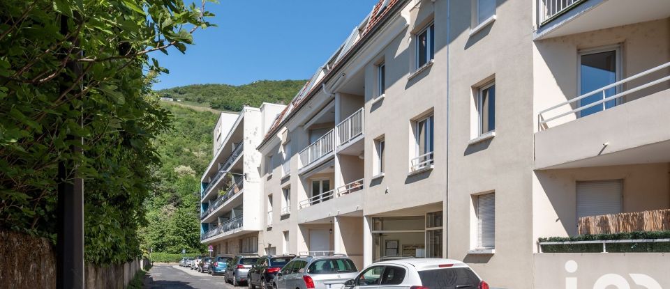 Apartment 2 rooms of 50 m² in Grenoble (38000)