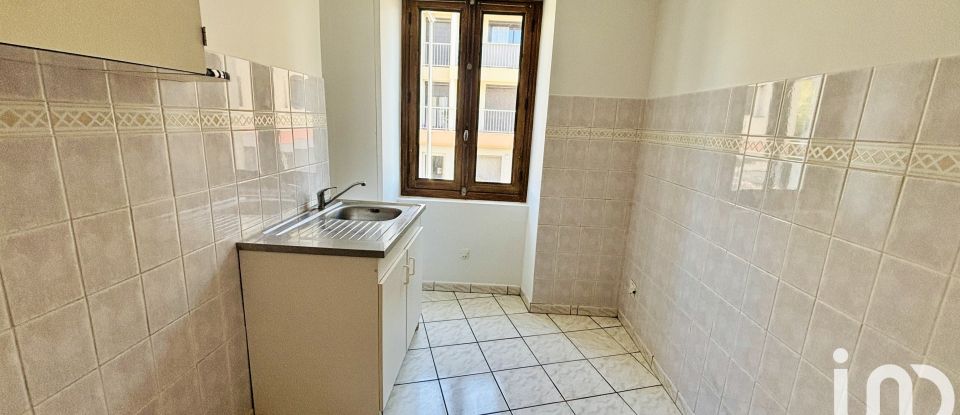 Apartment 4 rooms of 65 m² in Aubenas (07200)