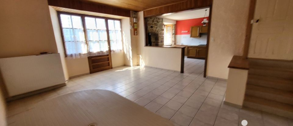 House 8 rooms of 229 m² in Salettes (43150)