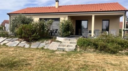 House 5 rooms of 98 m² in Pierrefitte-sur-Loire (03470)