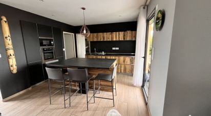 Maison 5 pièces de 98 m² à Pierrefitte-sur-Loire (03470)