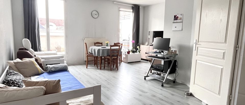 Appartement 2 pièces de 53 m² à Compiègne (60200)