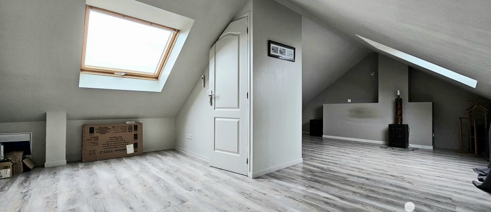 Maison traditionnelle 7 pièces de 135 m² à Bry-sur-Marne (94360)