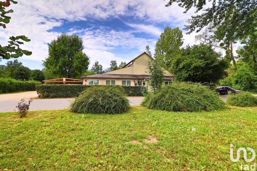 Restaurant de 396 m² à Saint-Gervais-la-Forêt (41350)