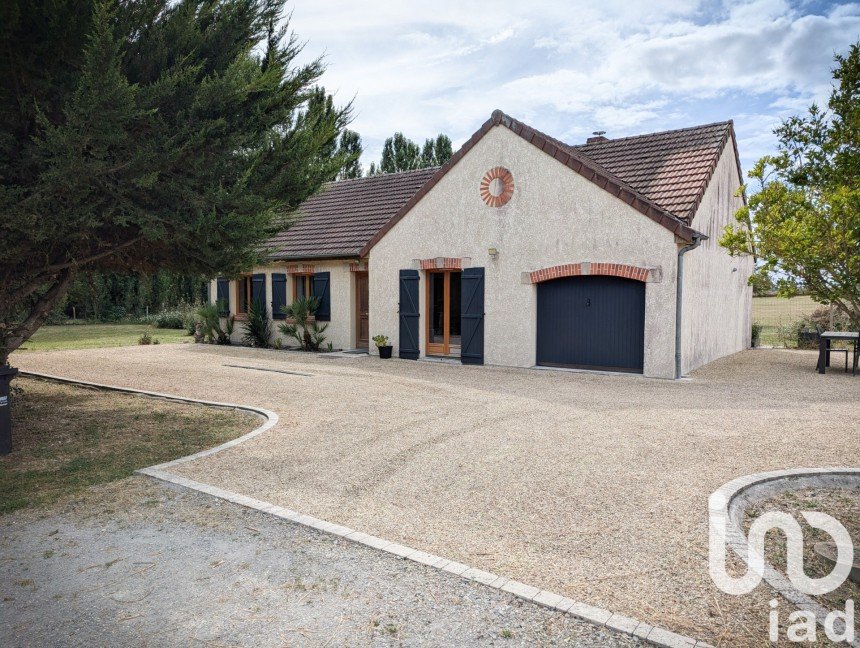 Maison traditionnelle 4 pièces de 95 m² à Vennecy (45760)