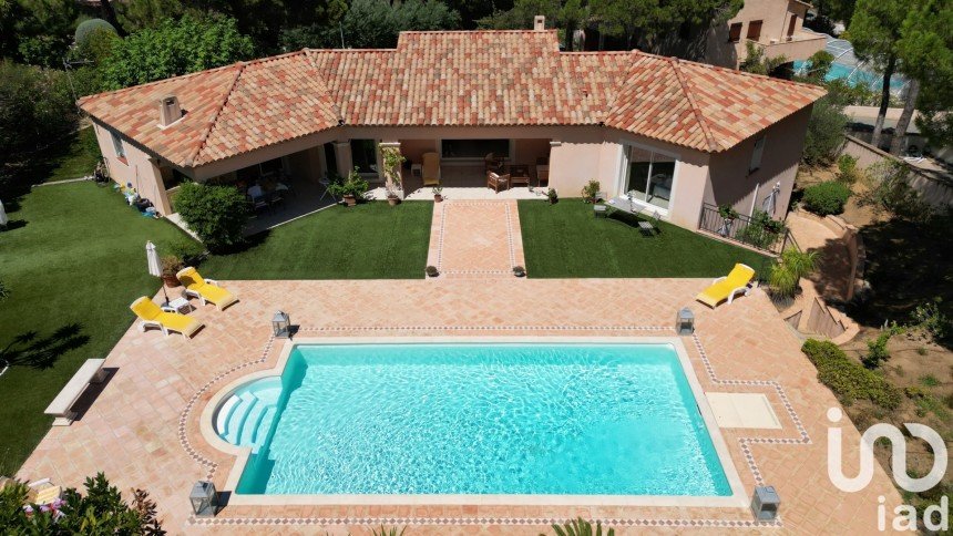 Vente Maison 215m² 5 Pièces à Sainte-Maxime (83120) - Iad France