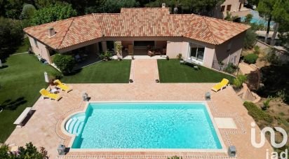 Traditional house 5 rooms of 215 m² in Sainte-Maxime (83120)