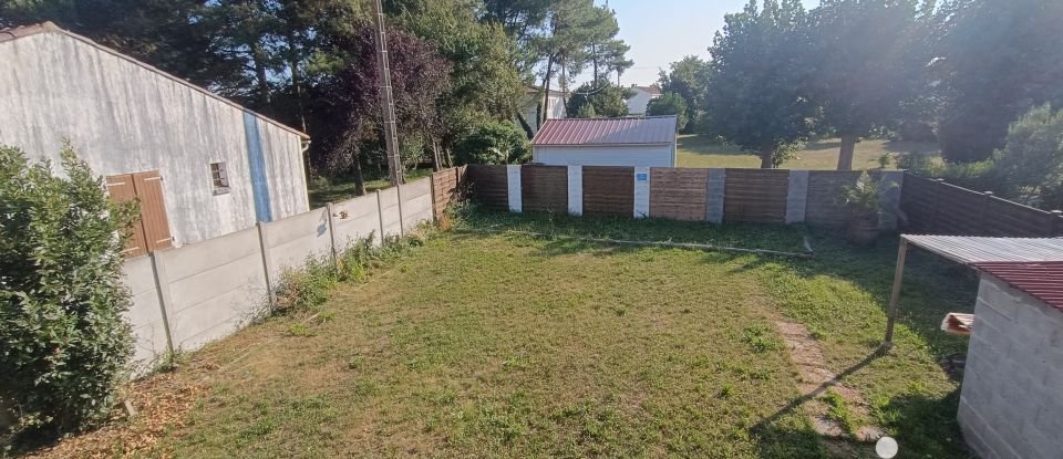 Maison 4 pièces de 86 m² à L'Aiguillon-sur-Mer (85460)