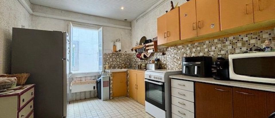 House 3 rooms of 71 m² in Port-la-Nouvelle (11210)