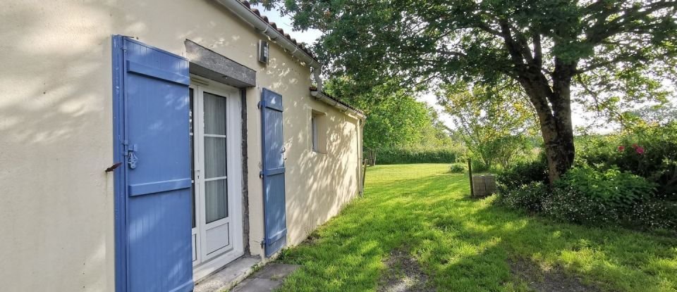 House 7 rooms of 176 m² in Bellevigny (85170)