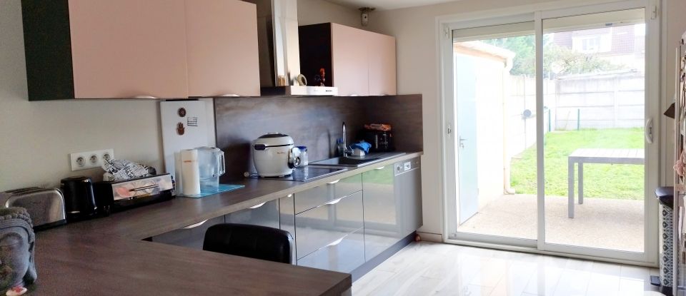 Maison 3 pièces de 75 m² à Chelles (77500)