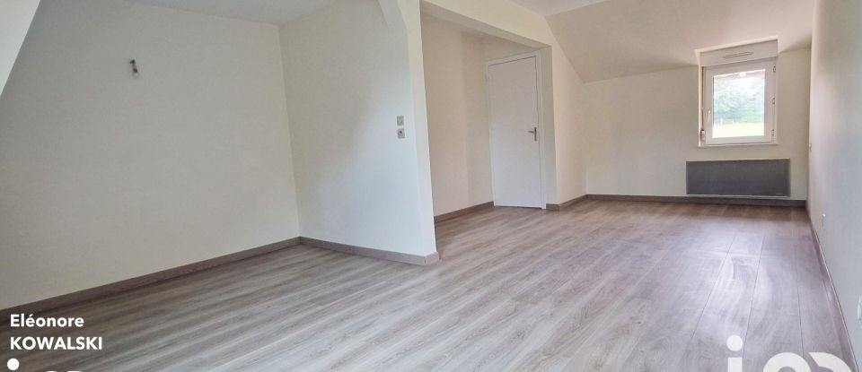 Maison de ville 8 pièces de 114 m² à Saint-Pol-sur-Ternoise (62130)