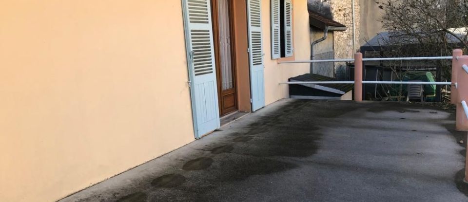 House 5 rooms of 130 m² in Cheignieu-la-Balme (01510)