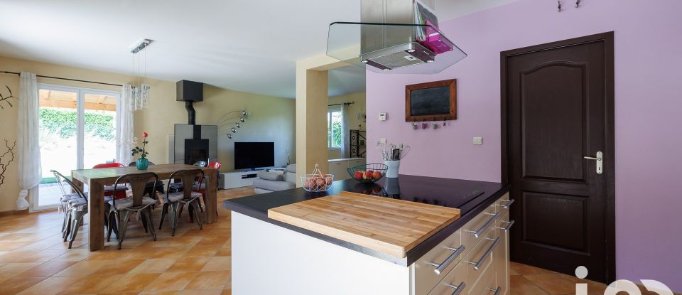 Maison 4 pièces de 105 m² à Belleville (69220)