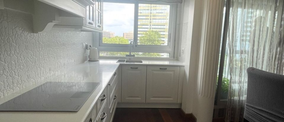 Appartement 4 pièces de 89 m² à Courbevoie (92400)