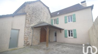 Traditional house 4 rooms of 104 m² in Oloron-Sainte-Marie (64400)