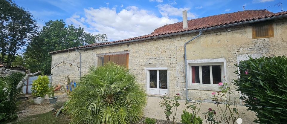 Traditional house 5 rooms of 158 m² in Néré (17510)