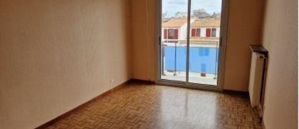 Apartment 2 rooms of 64 m² in Les Sables-d'Olonne (85100)