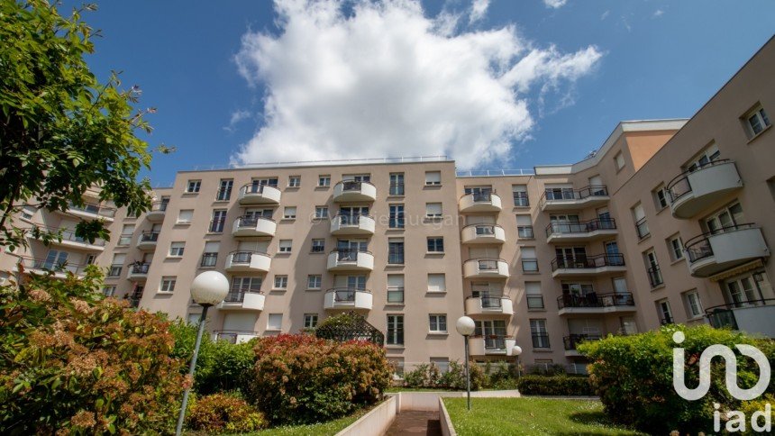 Apartment 4 rooms of 71 m² in Bonneuil-sur-Marne (94380)