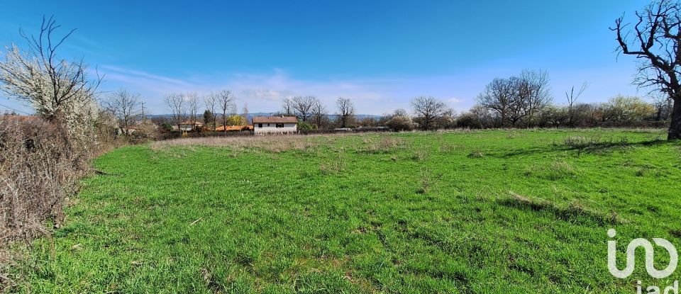 Terrain de 900 m² à Mizérieux (42110)