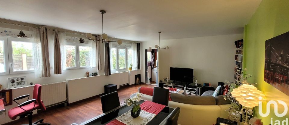 Town house 5 rooms of 135 m² in Carrières-sous-Poissy (78955)