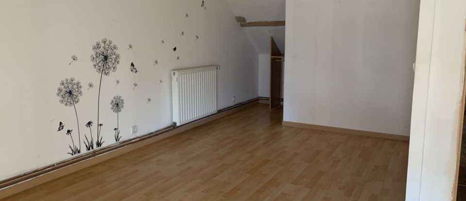 House 4 rooms of 94 m² in Moulins-sur-Céphons (36110)