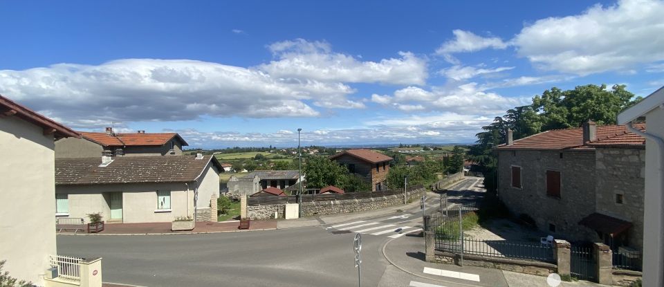 Maison traditionnelle 6 pièces de 160 m² à Soucieu-en-Jarrest (69510)