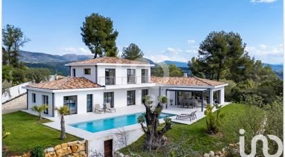 Architect house 5 rooms of 260 m² in Roquefort-les-Pins (06330)