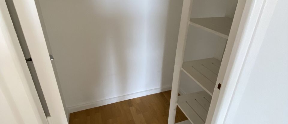 Appartement 3 pièces de 60 m² à Reims (51100)