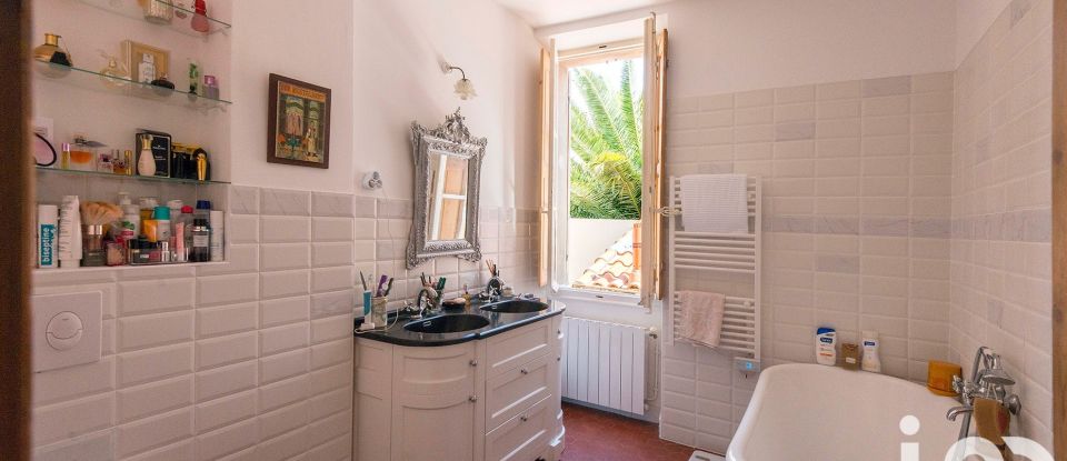 Town house 5 rooms of 170 m² in Marseille (13016)