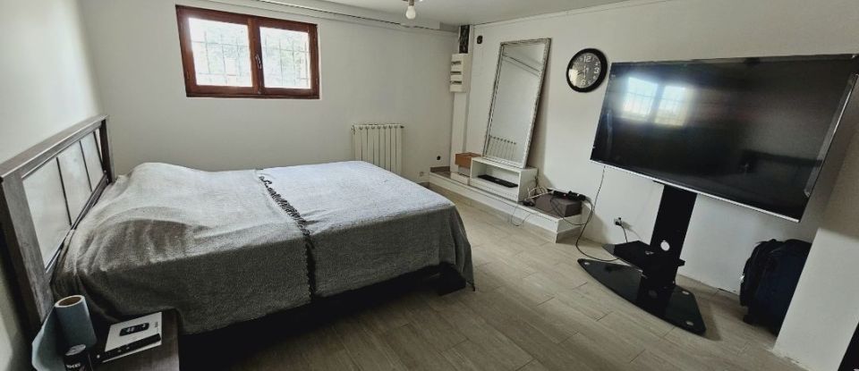 Maison 7 pièces de 190 m² à Noisy-le-Sec (93130)