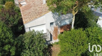 Architect house 8 rooms of 315 m² in La Rochelle (17000)