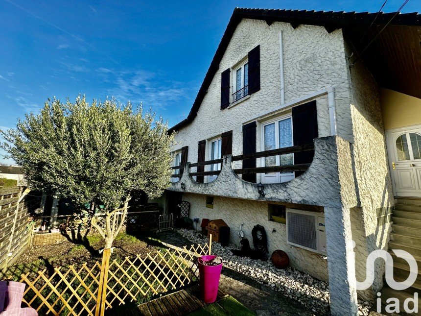 Traditional house 6 rooms of 129 m² in Draveil (91210)